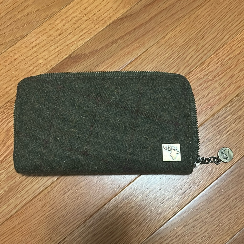 House of Tweed Women's Wallet / Coin / Credit Card from Scotland